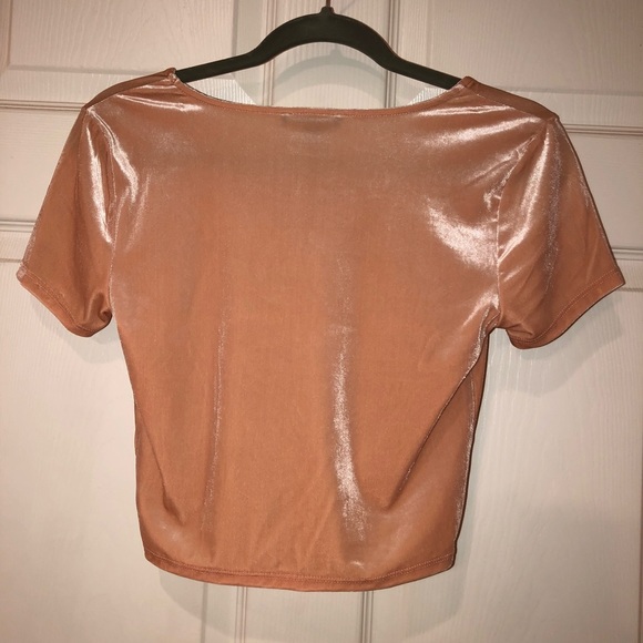 BNWT forever 21 front twist velvet crop top - Picture 6 of 6